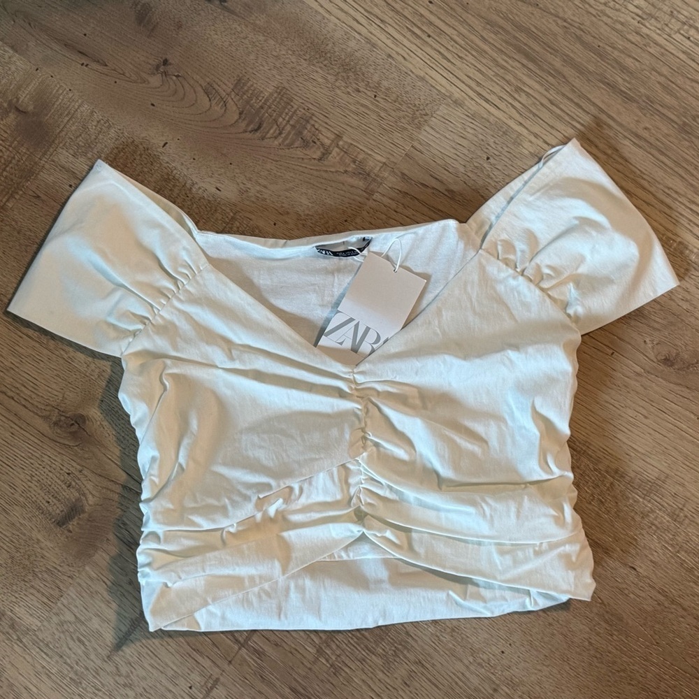 ZARA White Ruched Crop Top Size Large NWT Cap Sleeve V-Neck - Picture 5 of 8
